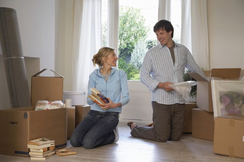 Local moving truck service for nearby East London areas