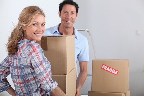 Residential moving service around Aldersbrook streets